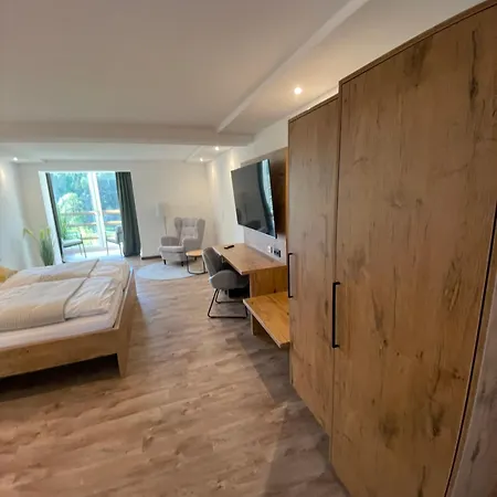 Rhoen-hotel Sonnenhof - 波彭豪森