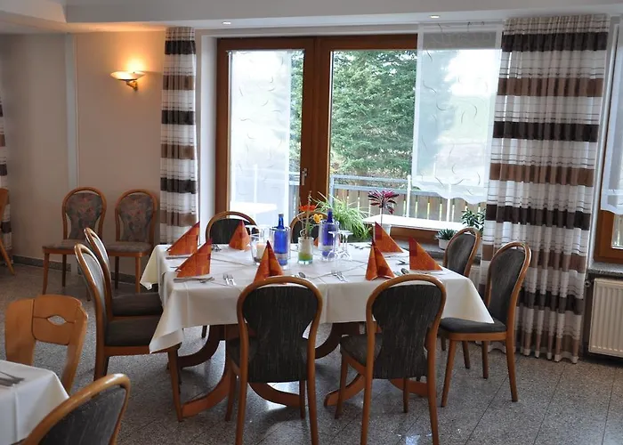 酒店 Rhoen-hotel Sonnenhof - 波彭豪森