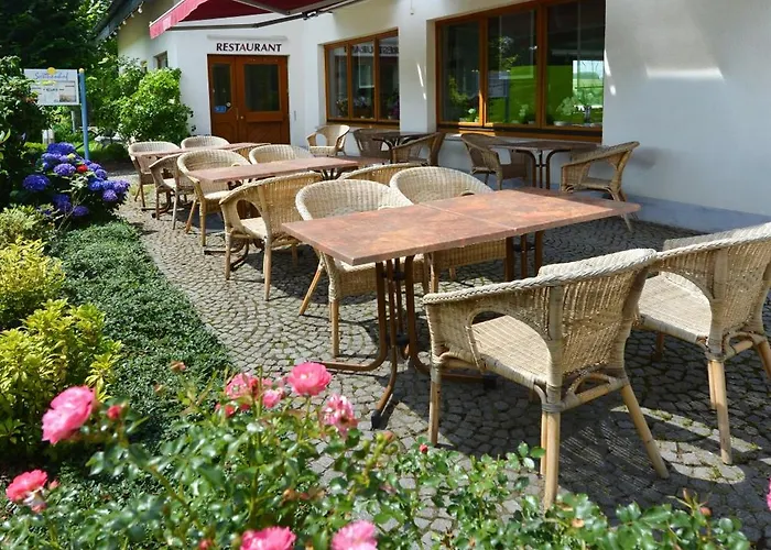 酒店 Rhoen-hotel Sonnenhof - 波彭豪森